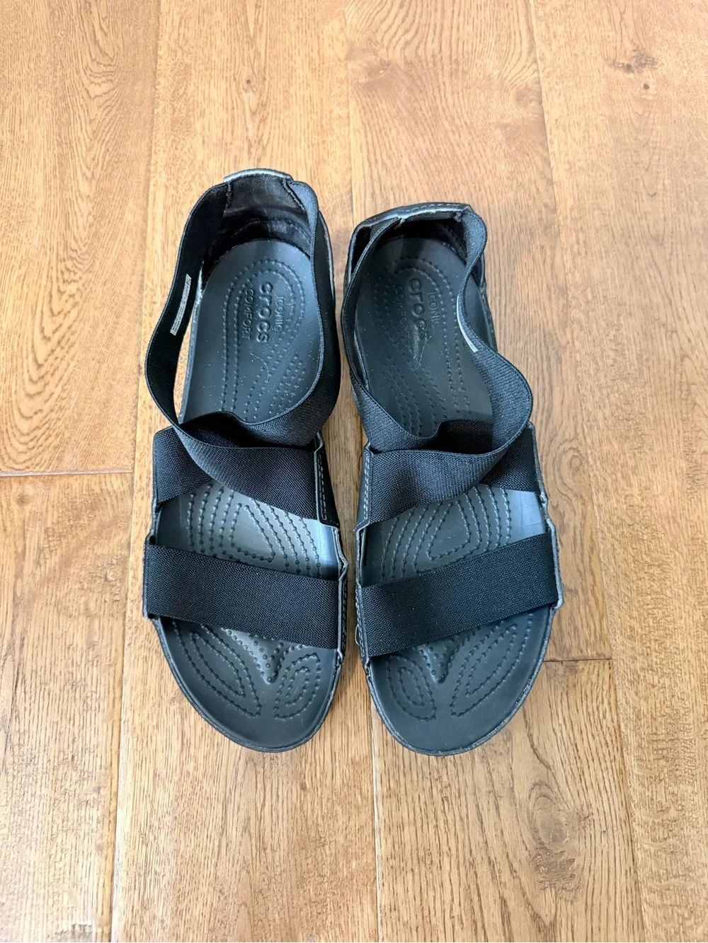 Crocs Anna Gladiator Sandals Women’s Size 8 Black Stretchy Straps Comfort EUC